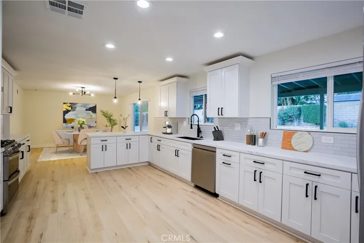 1321 E Cypress Avenue, Glendora, California 91741