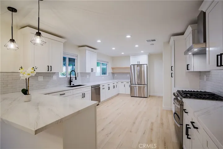 1321 E Cypress Avenue, Glendora, California 91741