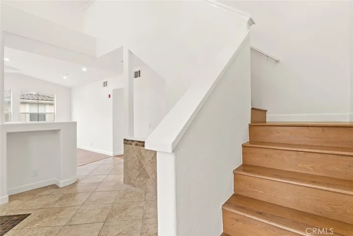 1401 Elk Grove, Irvine, California 92618