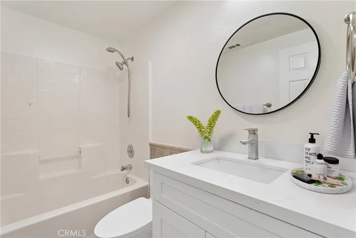 1401 Elk Grove, Irvine, California 92618