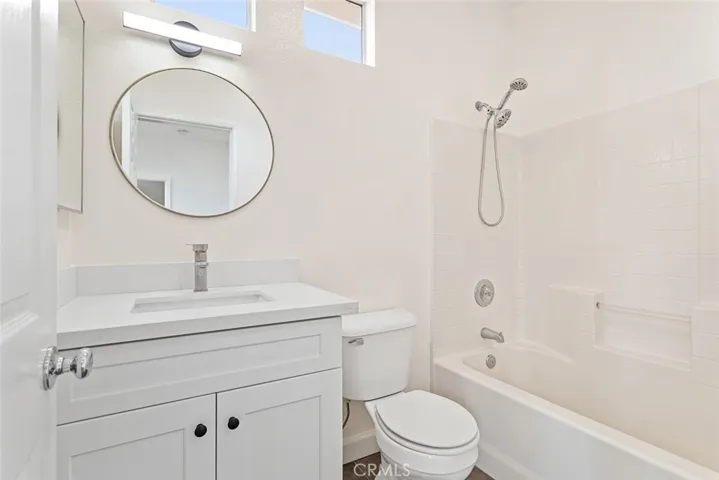 1401 Elk Grove, Irvine, California 92618