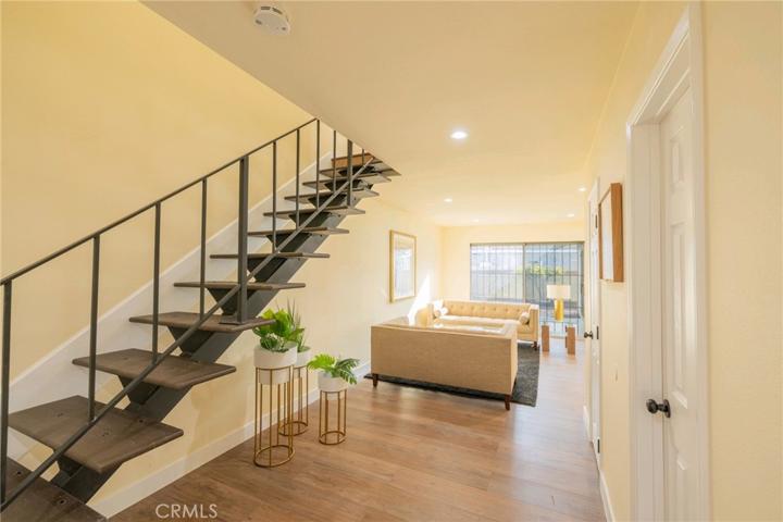 910 E Meadbrook Street, Carson, California 90746