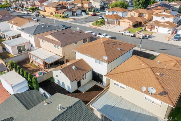 910 E Meadbrook Street, Carson, California 90746