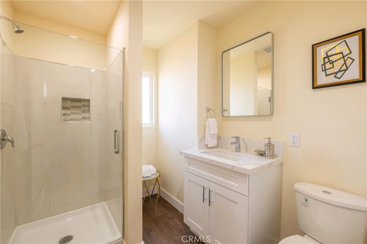 910 E Meadbrook Street, Carson, California 90746
