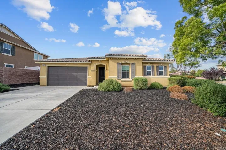 34875 Thorne Court, Murrieta, California 92563