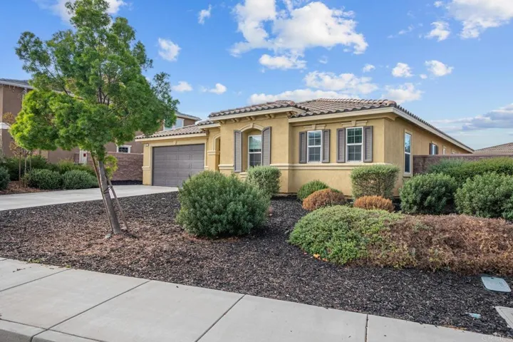 34875 Thorne Court, Murrieta, California 92563