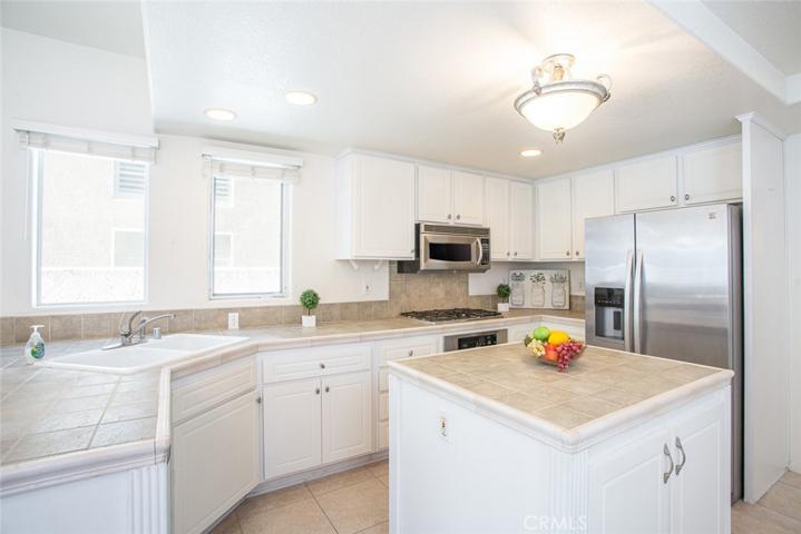 20670 Adam Circle, Yorba Linda, California 92886