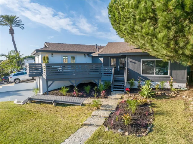 27011 Calle Real, Dana Point, California 92624