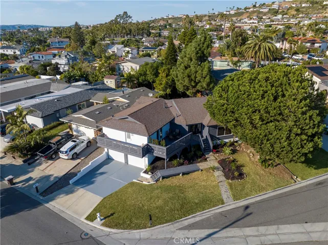 27011 Calle Real, Dana Point, California 92624
