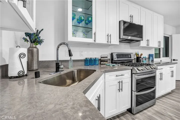 27011 Calle Real, Dana Point, California 92624