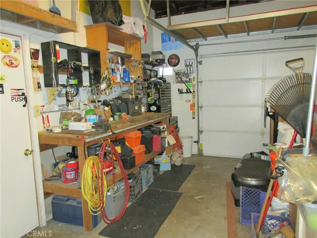 * Garage Has Work Bench Area *