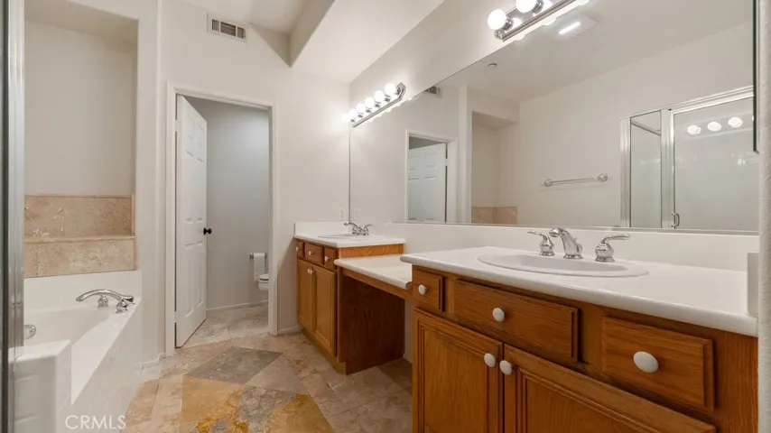 1208 Timberwood, Irvine, California 92620