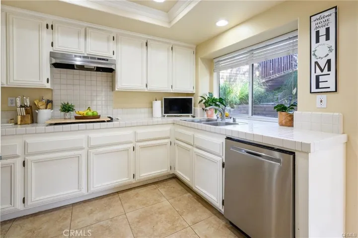 2200 Bloomfield Lane, Corona, California 92882