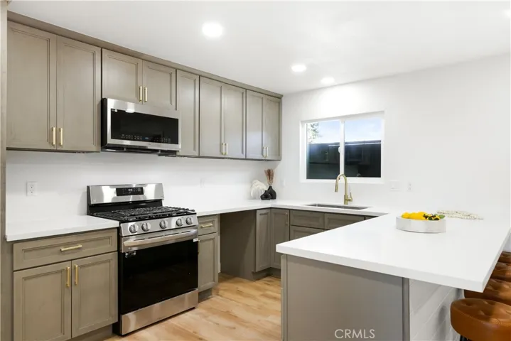 10216 Ramona Ave, Montclair, California 91763