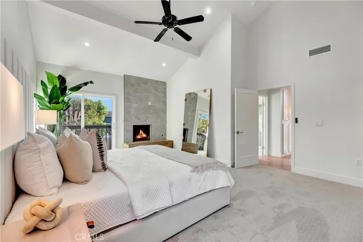 5892 Bellfield Lane, Huntington Beach, California 92648