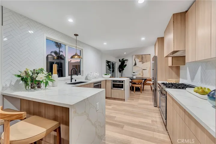 5892 Bellfield Lane, Huntington Beach, California 92648