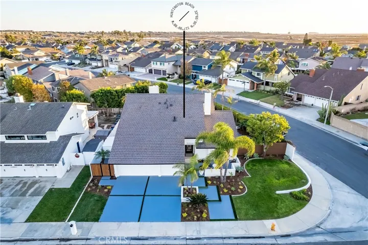 5892 Bellfield Lane, Huntington Beach, California 92648