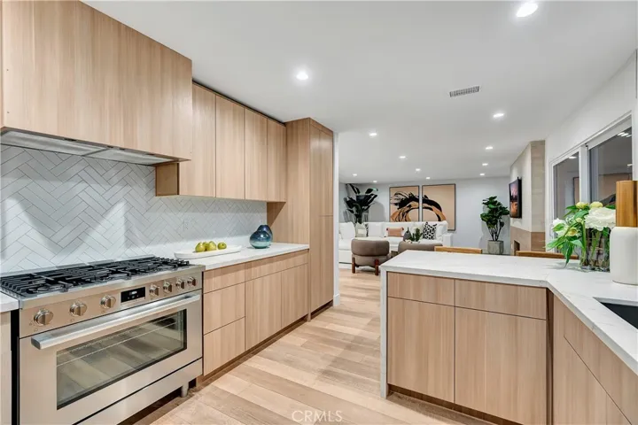 5892 Bellfield Lane, Huntington Beach, California 92648