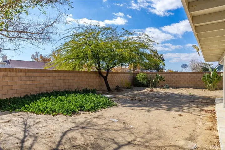 2040 Candice Avenue, Rosamond, California 93560