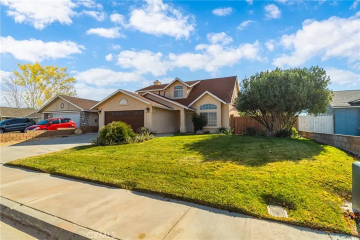 2040 Candice Avenue, Rosamond, California 93560