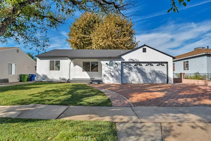 13817 Bromwich Street, Arleta, California 91331