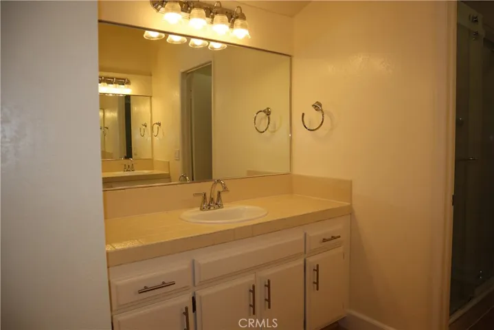 160 Fairhaven Lane, Costa Mesa, California 92626