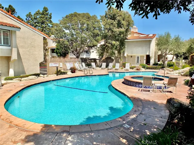 160 Fairhaven Lane, Costa Mesa, California 92626