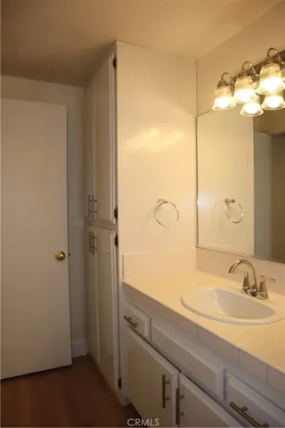 160 Fairhaven Lane, Costa Mesa, California 92626