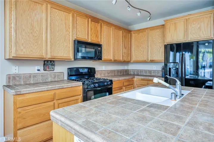 1221 Sparrow Creek Street, Santa Rosa, California 95401