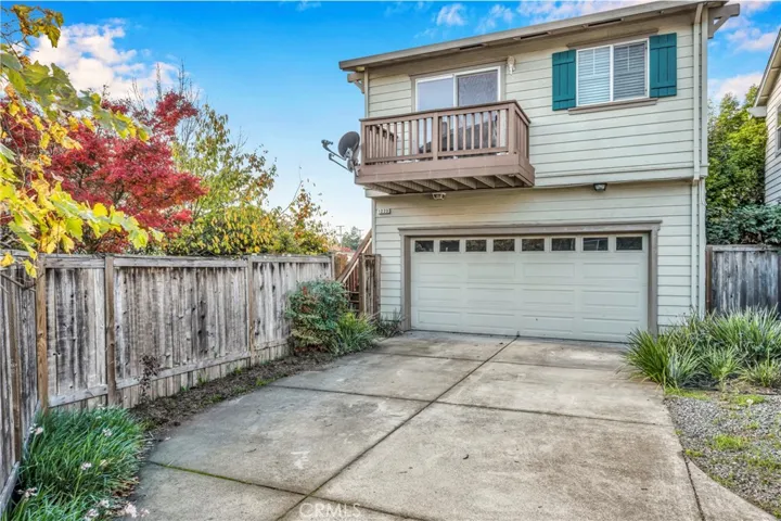 1221 Sparrow Creek Street, Santa Rosa, California 95401