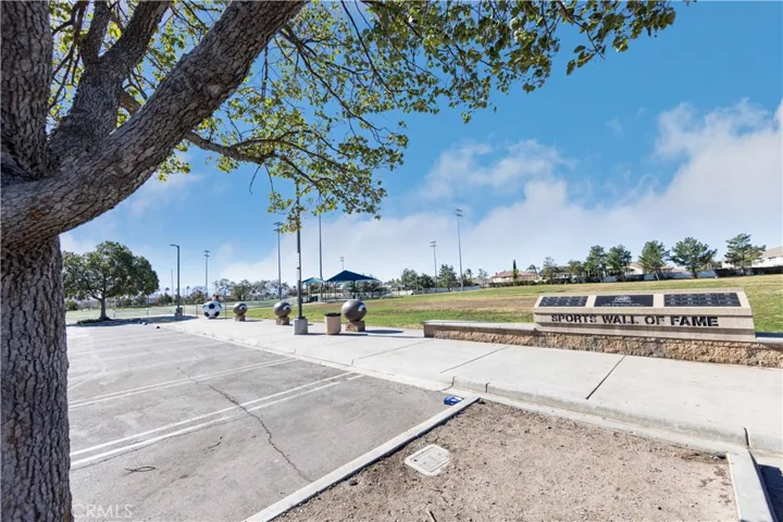 16083 Muirfield Lane, Fontana, California 92336