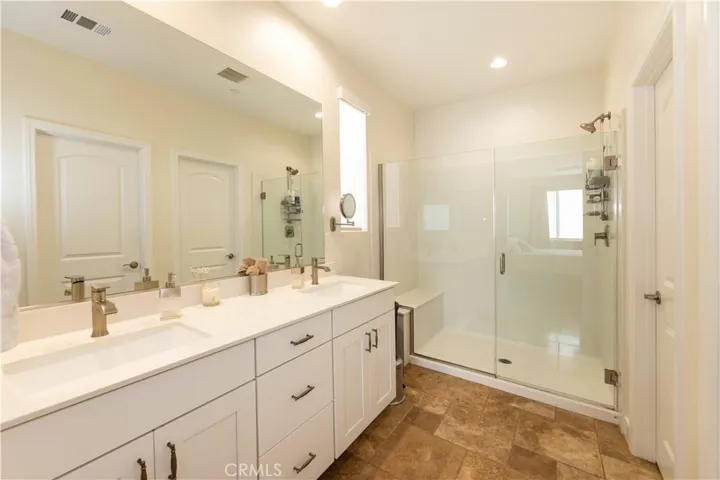 16083 Muirfield Lane, Fontana, California 92336