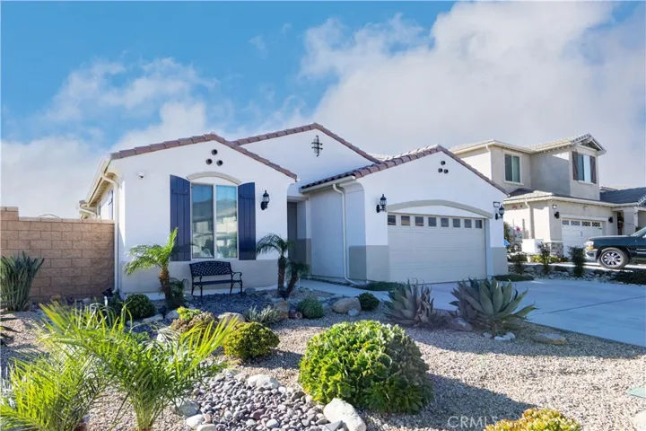 16083 Muirfield Lane, Fontana, California 92336