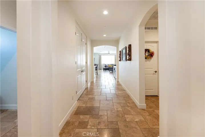 16083 Muirfield Lane, Fontana, California 92336