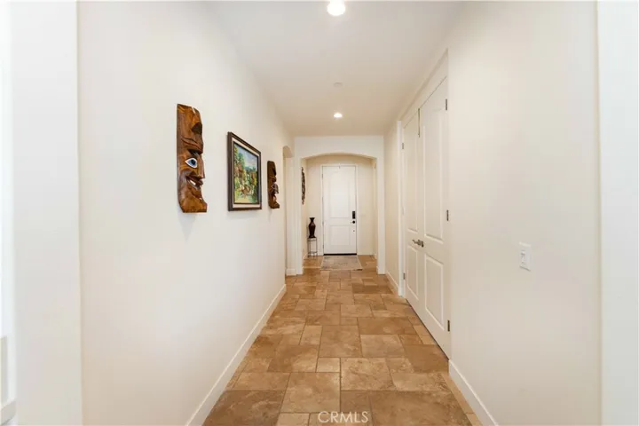 16083 Muirfield Lane, Fontana, California 92336