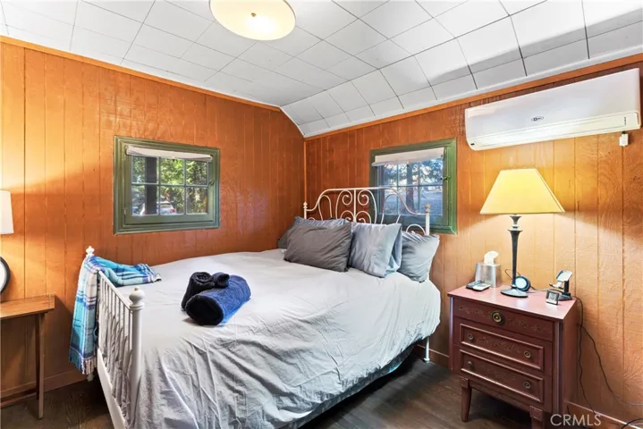 1021 Mars Way, Crestline, California 92325