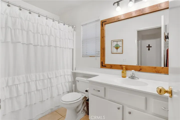 14385 Via Puente, Victorville, California 92392