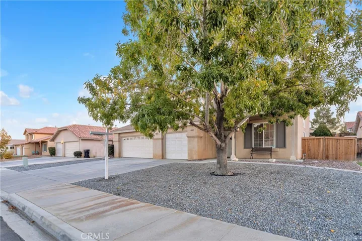 14385 Via Puente, Victorville, California 92392