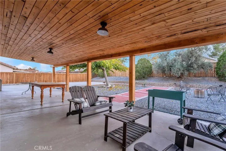 14385 Via Puente, Victorville, California 92392