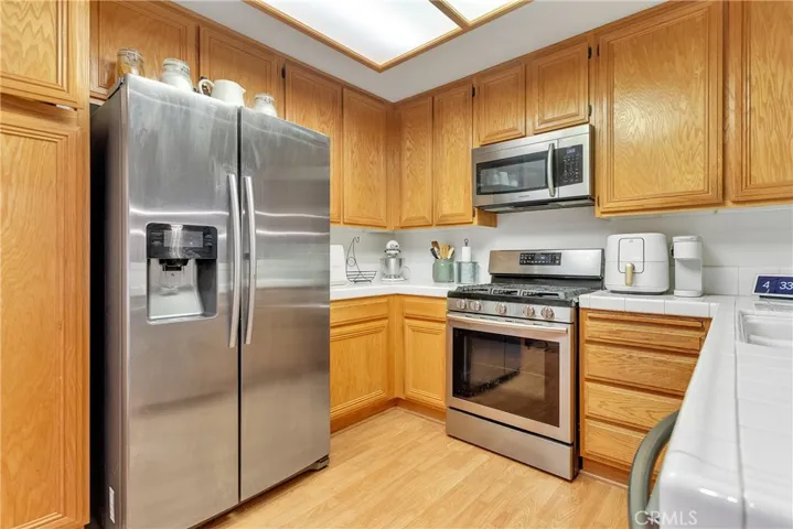 14385 Via Puente, Victorville, California 92392