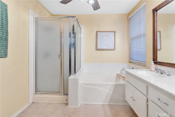 14385 Via Puente, Victorville, California 92392