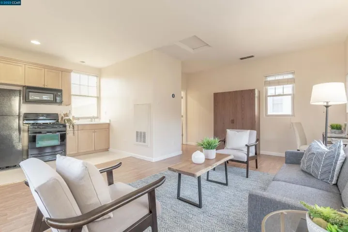 1039 Main St., Hercules, California 94547