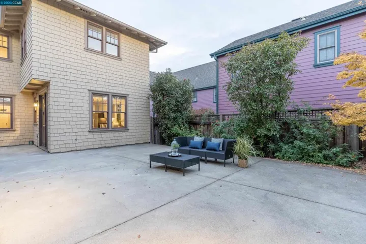 1039 Main St., Hercules, California 94547