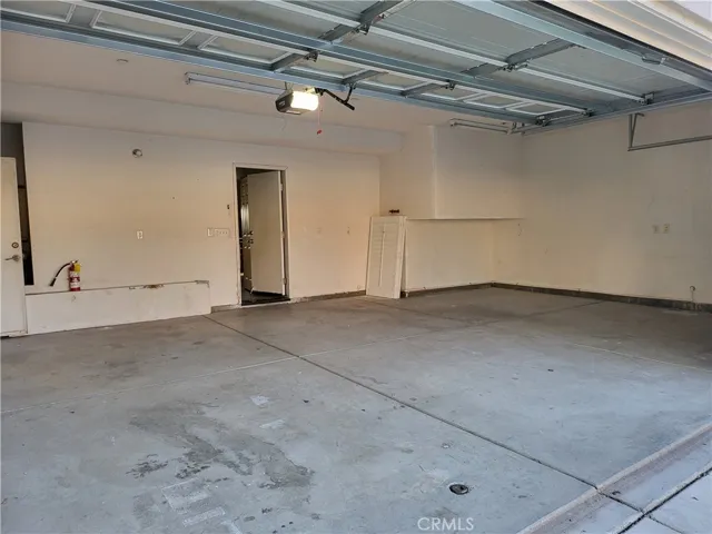 15975 Turtle Bay Place, Fontana, California 92336