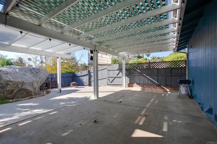 24375 Del Amo Road, Ramona, California 92065