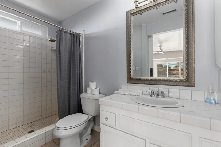 24375 Del Amo Road, Ramona, California 92065