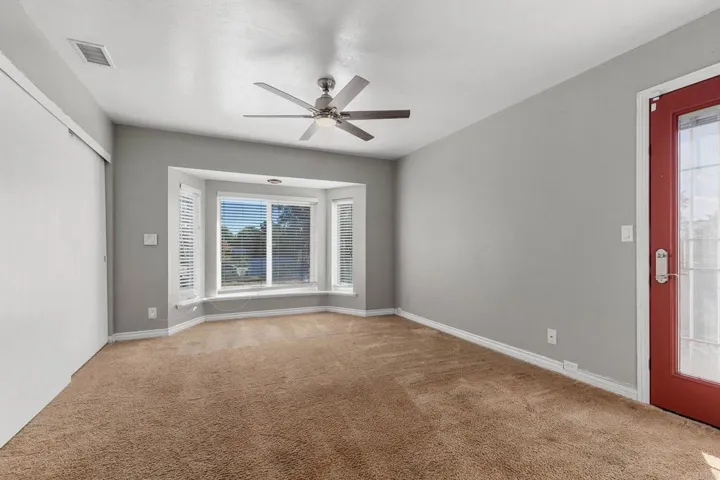 24375 Del Amo Road, Ramona, California 92065