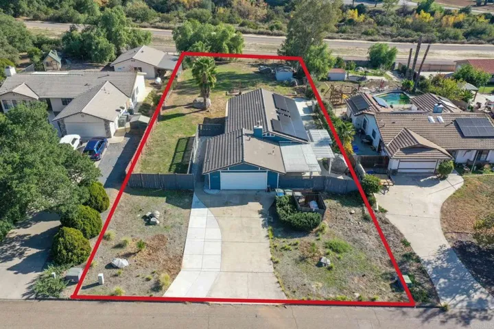 24375 Del Amo Road, Ramona, California 92065