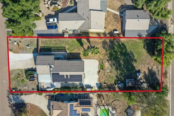 24375 Del Amo Road, Ramona, California 92065