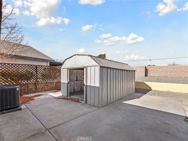 14876 Tournament Drive, Helendale, California 92342